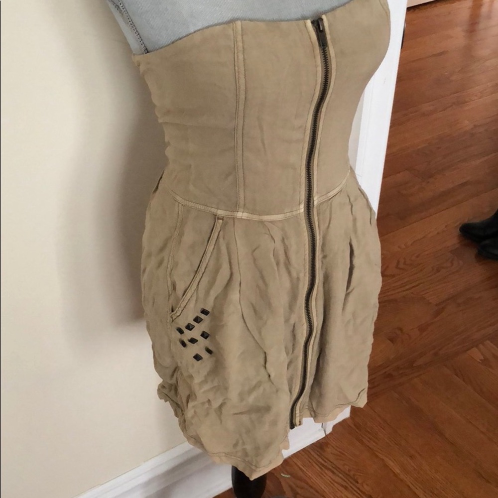Vintage Havana Zippered Dress